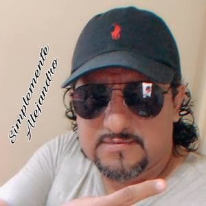 Meet your Posher, Alejandro